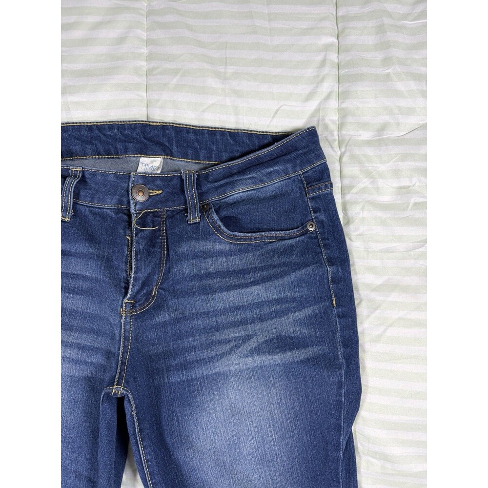 Time and Tru Women's Dark Blue Cropped Jeans Size 12 - Picture 5 of 6